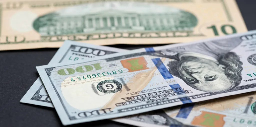 Estabilidad Cambiaria 2026: Dólar en $902,33 y el Soporte del Cobre
