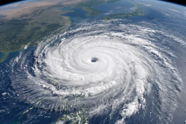 Súper Tifón Bavi: puertos del este de China activan medidas preventivas