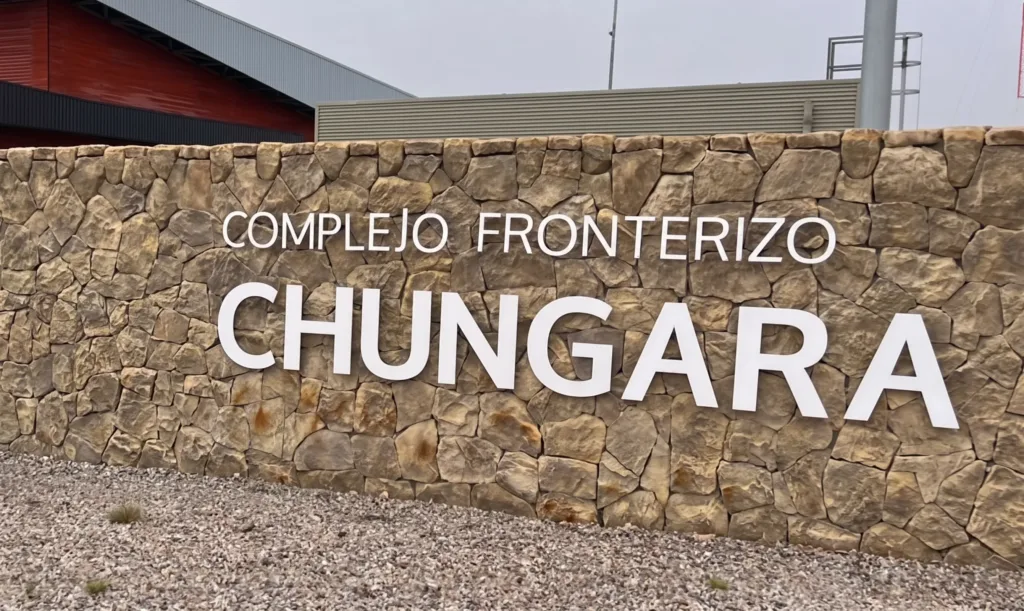 Chungará reabre, Colchane sigue en crisis